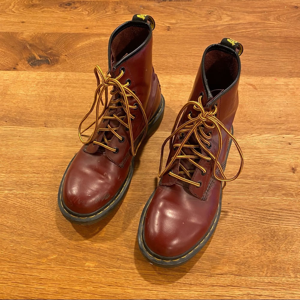 Oxblood Women’s Dr. Martens 1460 Smooth Leather Boots